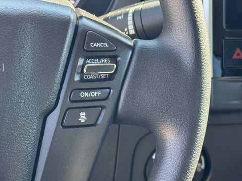 Certified 2025 Nissan Frontier SV AWD/4WD image 17
