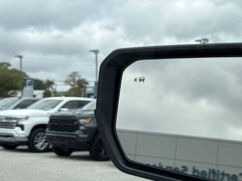 Used 2026 Chevrolet Colorado W/T w/ WT Custom Package image 16