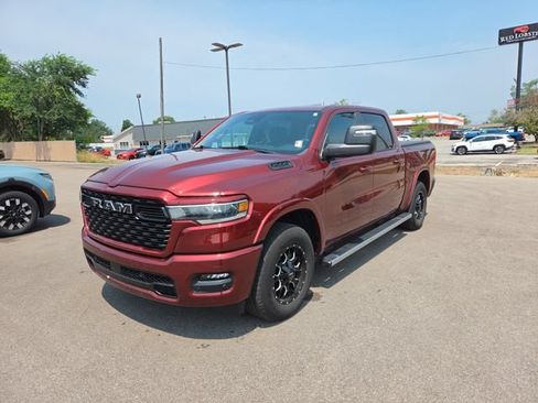 Used 2025 RAM 1500 Big Horn AWD/4WD image 2