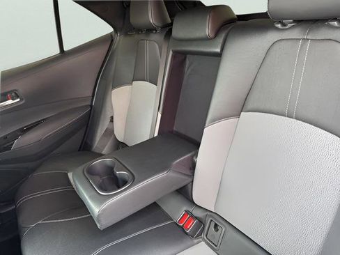 Used 2025 Toyota Corolla XSE FWD image 33