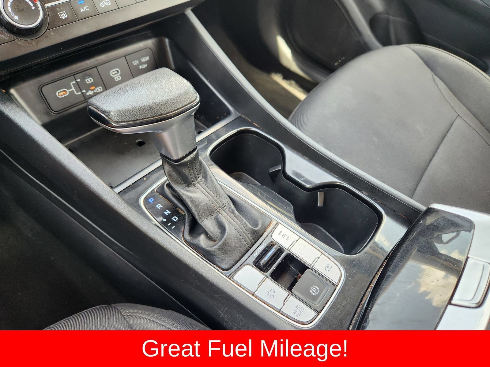 Used 2025 Hyundai Tucson SE FWD image 25