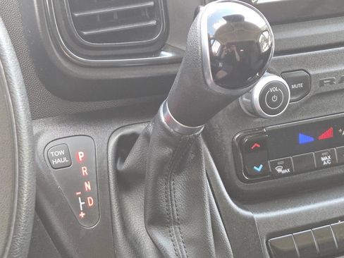 Used 2023 RAM ProMaster 2500 FWD image 29