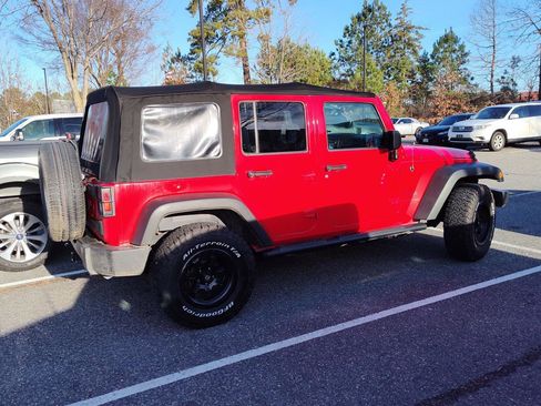 Used 2018 Jeep Wrangler Unlimited Sport S image 11