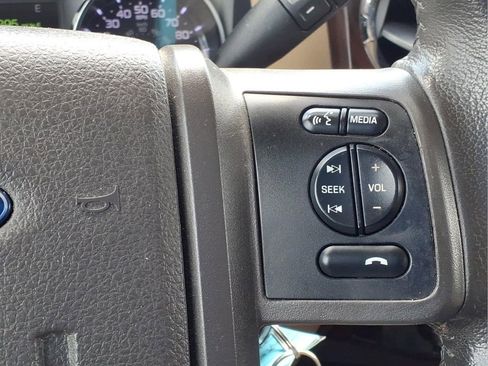 Used 2014 Ford F250 Lariat w/ Lariat Interior Package AWD/4WD image 28