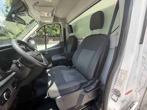 Used 2020 Ford Transit 350 RWD image 5