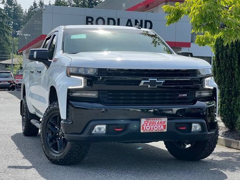 Used 2021 Chevrolet Silverado 1500 LT Trail Boss w/ Convenience Package II AWD/4WD image 1
