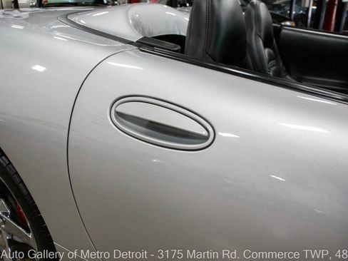 Used 2002 Chevrolet Corvette Convertible w/ Preferred Equipment Group2 RWD image 33