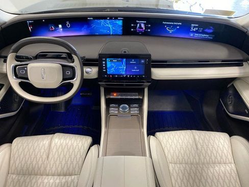 Used 2024 Lincoln Nautilus Black Label w/ Jet Appearance Package (87T) image 10