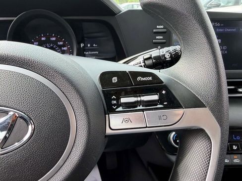 Certified 2023 Hyundai Elantra SEL FWD image 30