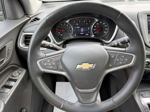 Used 2023 Chevrolet Equinox LT image 19