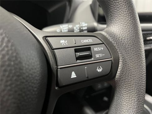 New 2026 Honda HR-V LX image 16