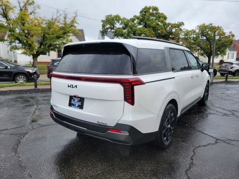 New 2026 Kia Carnival SX Prestige image 5