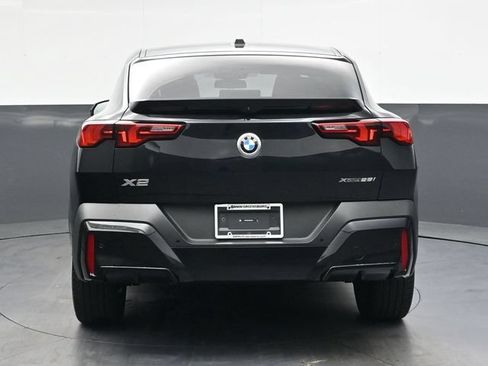 Used 2025 BMW X2 xDrive28i w/ Technology Package AWD/4WD image 6