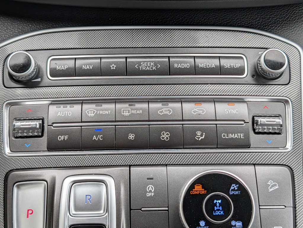 Used 2023 Hyundai Santa Fe SEL AWD/4WD image 20