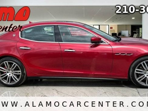 Used 2017 Maserati Ghibli S Q4 AWD/4WD image 6