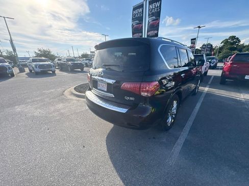 Used 2017 INFINITI QX80 2WD w/ Deluxe Technology Package image 21