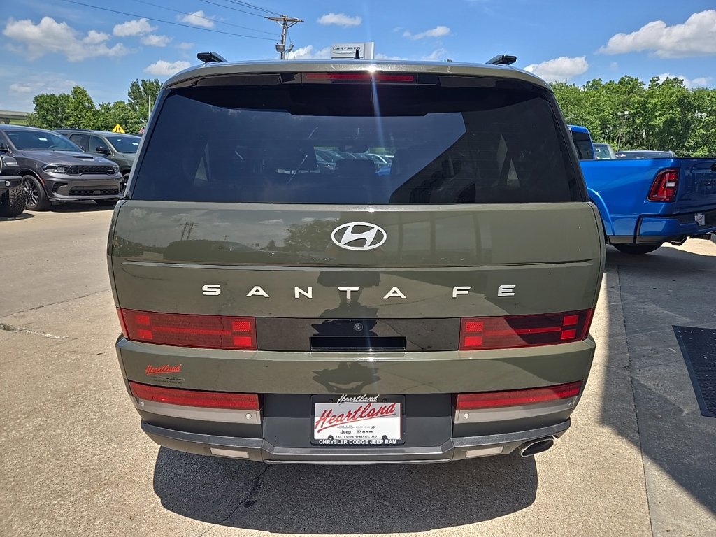 Used 2024 Hyundai Santa Fe Limited FWD image 11