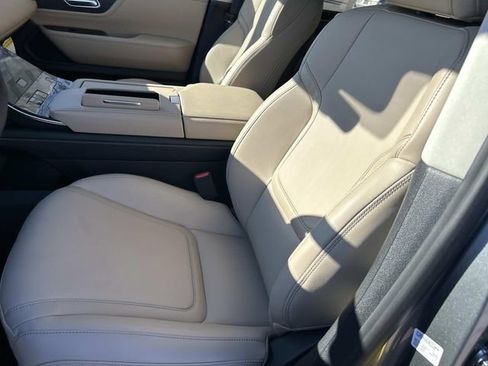 New 2026 INFINITI QX80 Pure image 14