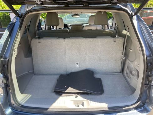 Used 2017 Toyota Highlander Limited AWD/4WD image 26