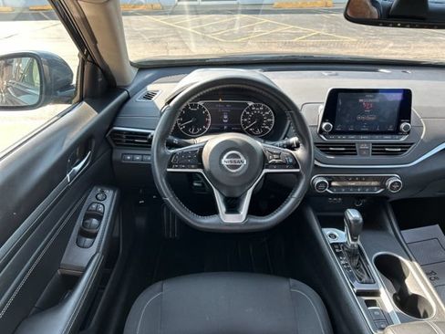 Used 2019 Nissan Altima 2.5 SV FWD image 25