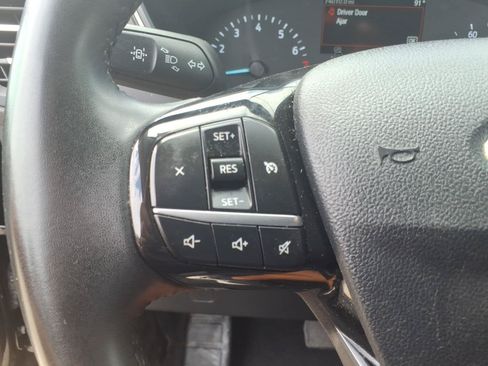 Used 2022 Ford Escape SEL FWD image 27