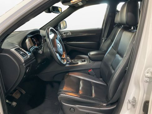 Used 2019 Jeep Grand Cherokee Limited image 9