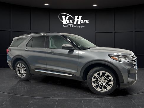 Used 2025 Ford Explorer Active w/ Active Comfort Package AWD/4WD image 1