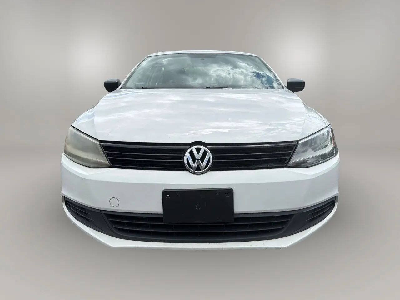 Used 2014 Volkswagen Jetta S FWD image 2