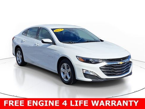 Used 2024 Chevrolet Malibu LT image 2