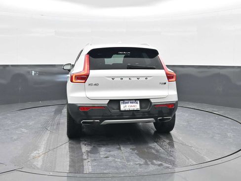 Used 2020 Volvo XC40 T5 Inscription image 6