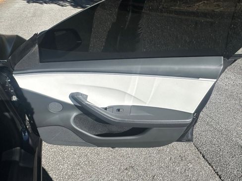 Used 2024 Tesla Model 3 Performance image 50