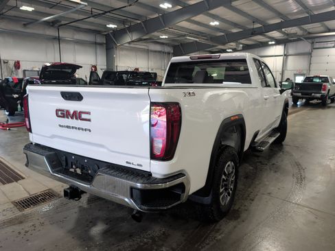 Used 2024 GMC Sierra 2500 SLE w/ SLE Convenience Package AWD/4WD image 3