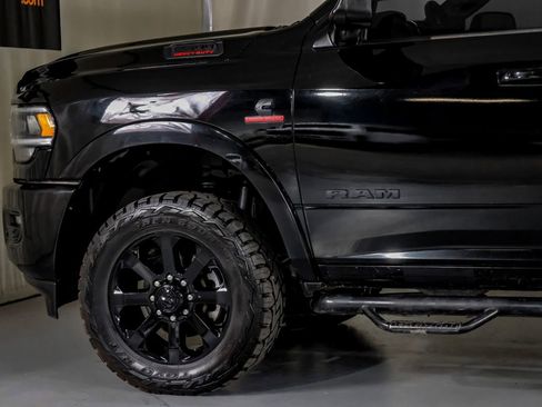 Used 2022 RAM 2500 Laramie AWD/4WD image 12
