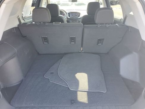 Certified 2023 GMC Terrain SLE w/ Driver Convenience Package AWD/4WD image 8