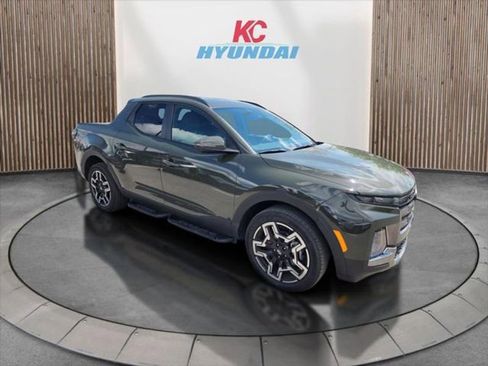 New 2025 Hyundai Santa Cruz Limited image 3