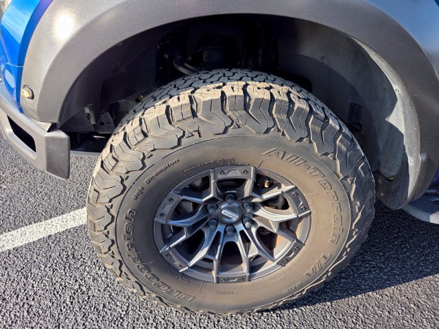 Used 2018 Ford F150 Raptor w/ Equipment Group 802A Luxury AWD/4WD image 7