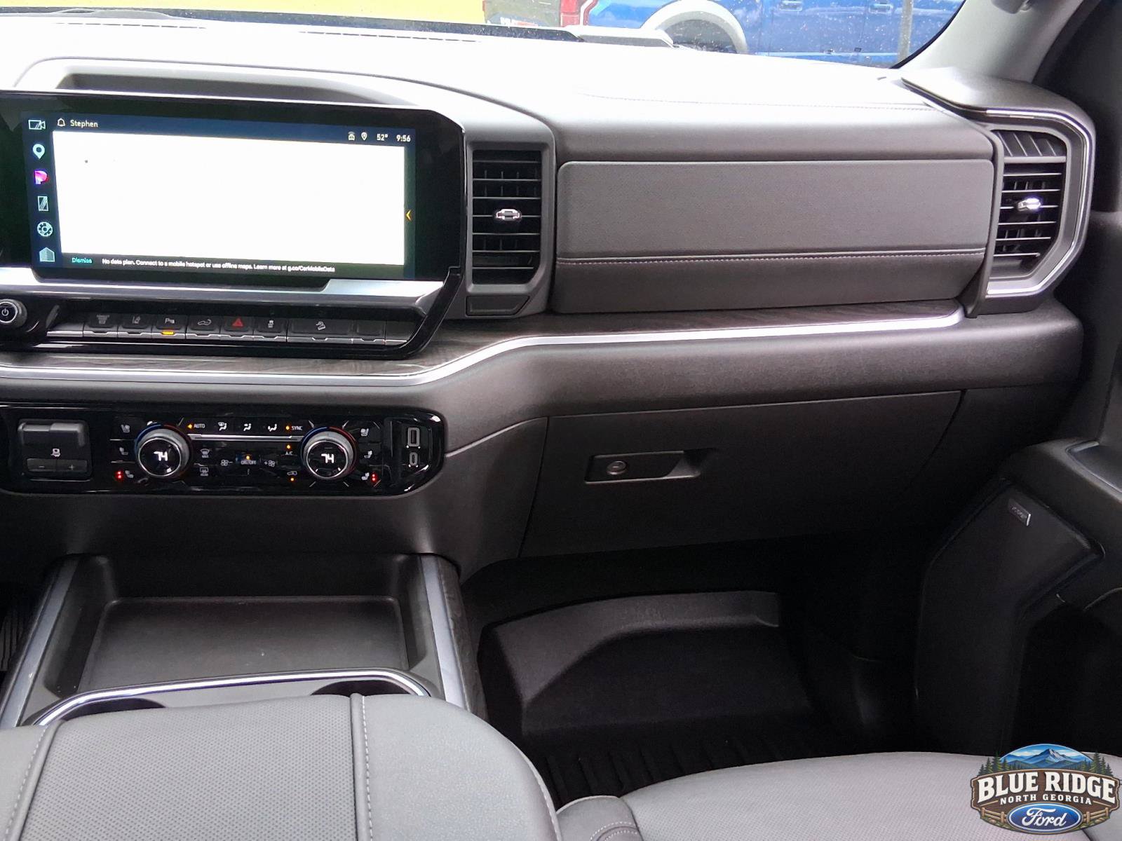 Used 2024 Chevrolet Silverado 2500 LTZ w/ LTZ Premium Package AWD/4WD image 16