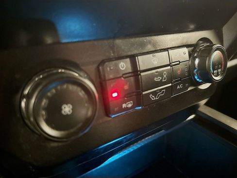 Used 2019 Ford F150 XLT w/ Equipment Group 302A Luxury image 24