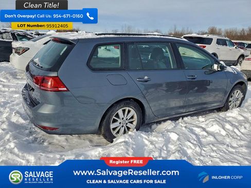 Used 2017 Volkswagen Golf SportWagen image 4