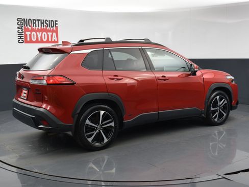 Used 2023 Toyota Corolla Cross XSE w/ Convenience Package image 4