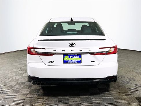 New 2026 Toyota Camry SE Nightshade image 7