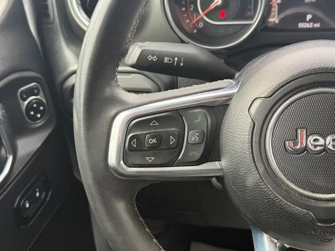 Used 2023 Jeep Wrangler Sahara image 16