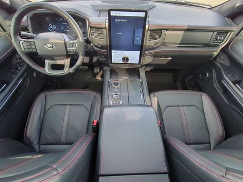 Used 2023 Ford Expedition Max Limited image 15