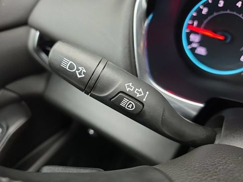 Used 2023 Chevrolet Traverse LT w/ Midnight/Sport Edition AWD/4WD image 29