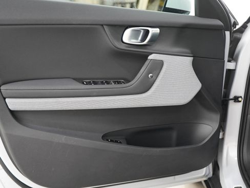 Used 2023 Polestar Polestar 2 w/ Pilot Pack AWD/4WD image 16