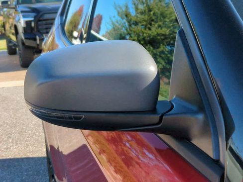 Used 2020 Jeep Compass Trailhawk image 12