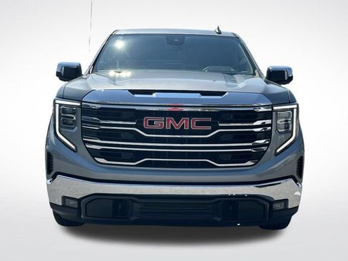 Used 2025 GMC Sierra 1500 SLT RWD image 9