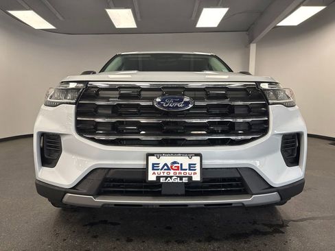 New 2026 Ford Explorer Active AWD/4WD image 4