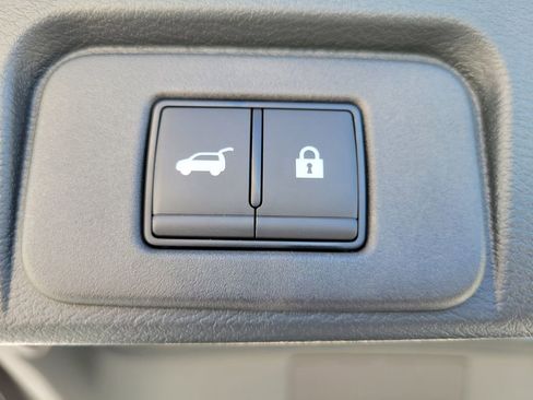 New 2025 Nissan Rogue SV AWD/4WD image 11