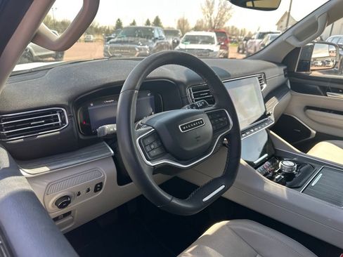 Used 2024 Jeep Wagoneer L Series II w/ Flexible Seating Group image 2